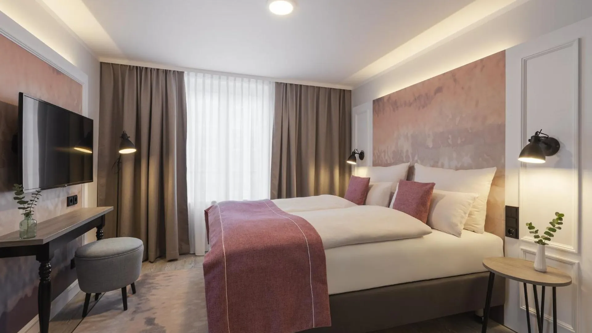 Garner Hotel Berlin - Wilmersdorf By Ihg 3*,