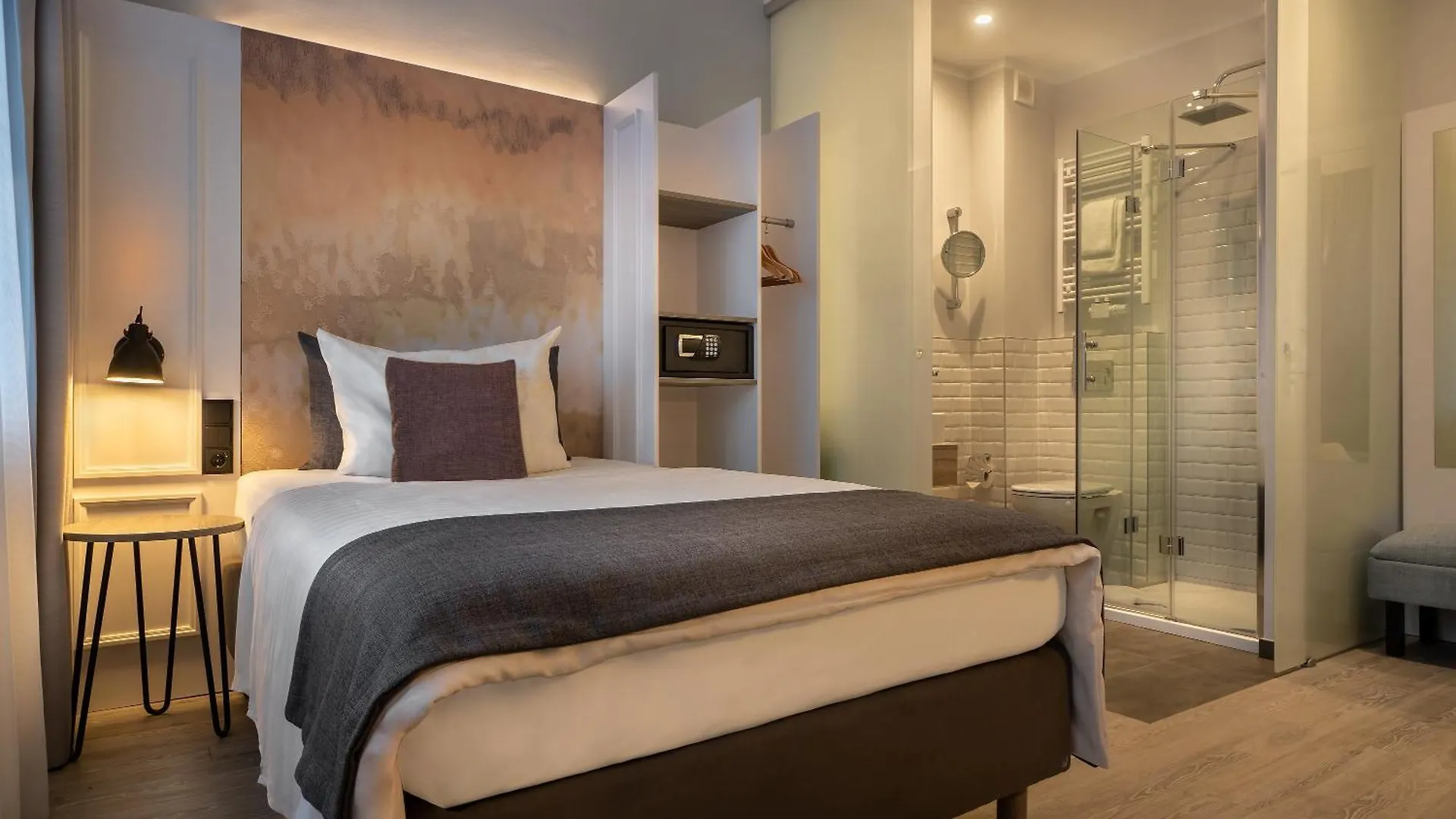 Garner Hotel Berlin - Wilmersdorf By Ihg 3*,