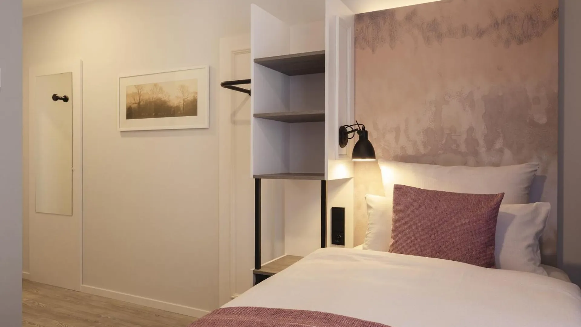 Garner Hotel Berlin - Wilmersdorf By Ihg
